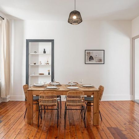 Appartement Spacieux Et Chaleureux Coeur De Ville Chambéry Zewnętrze zdjęcie
